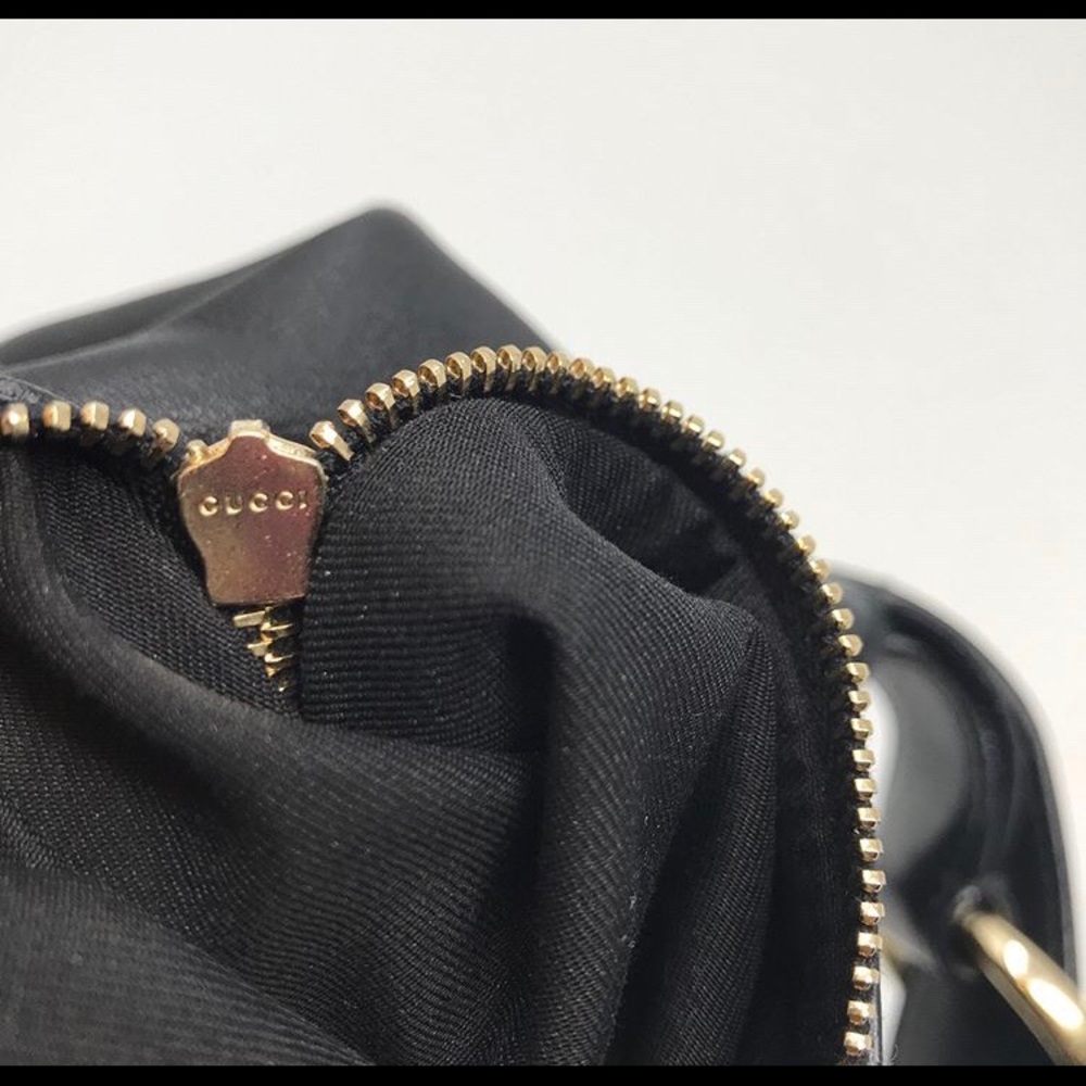 Gucci Handbag - Picture 7 of 8
